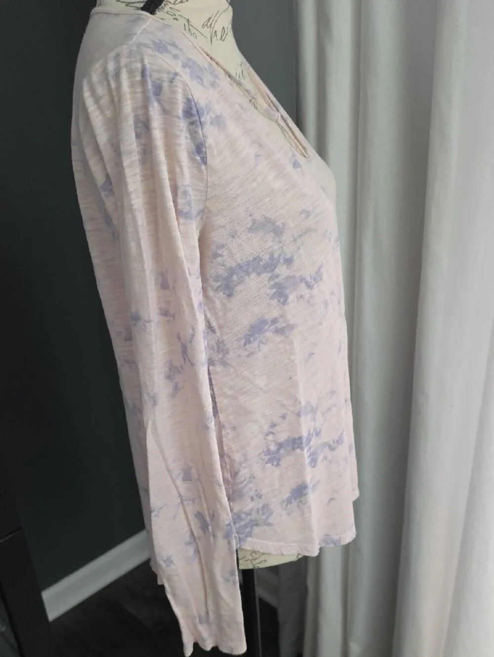 Hollister Light Pink and Lavender Tie-Dye Long Sleeve V-Neck Top